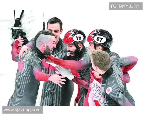 全球足球明星闪耀赛场，精彩对决引爆球迷热情，谁能登顶巅峰之路