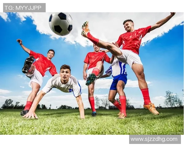 足球球星独特造型衣架设计大赏 彰显个性与运动魅力 足球球星独特造型衣架设计大赏 彰显个性与运动魅力